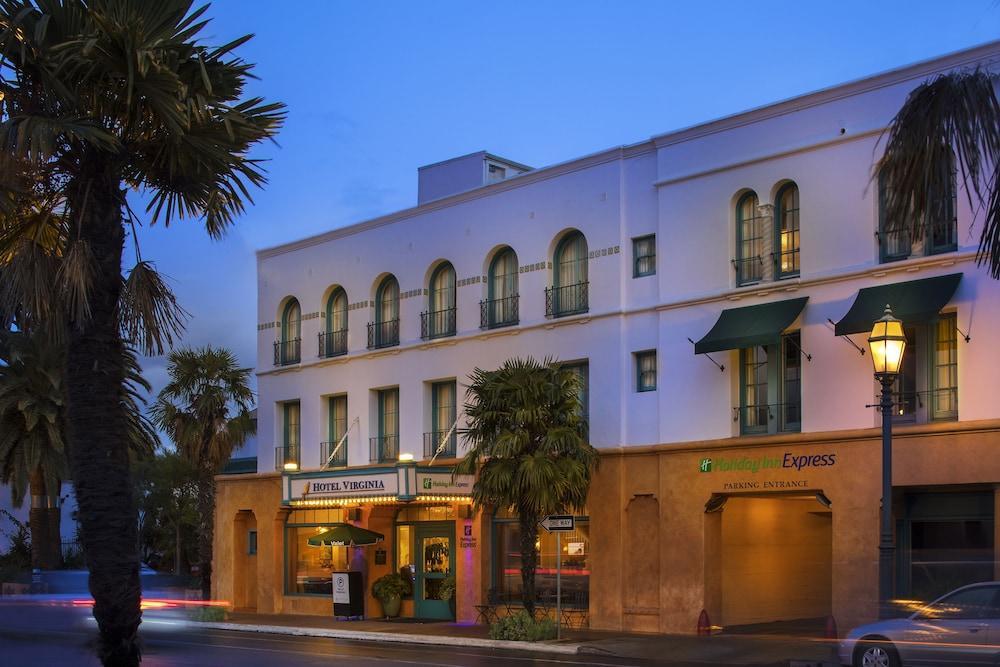 Holiday Inn Express Santa Bárbara Exterior foto