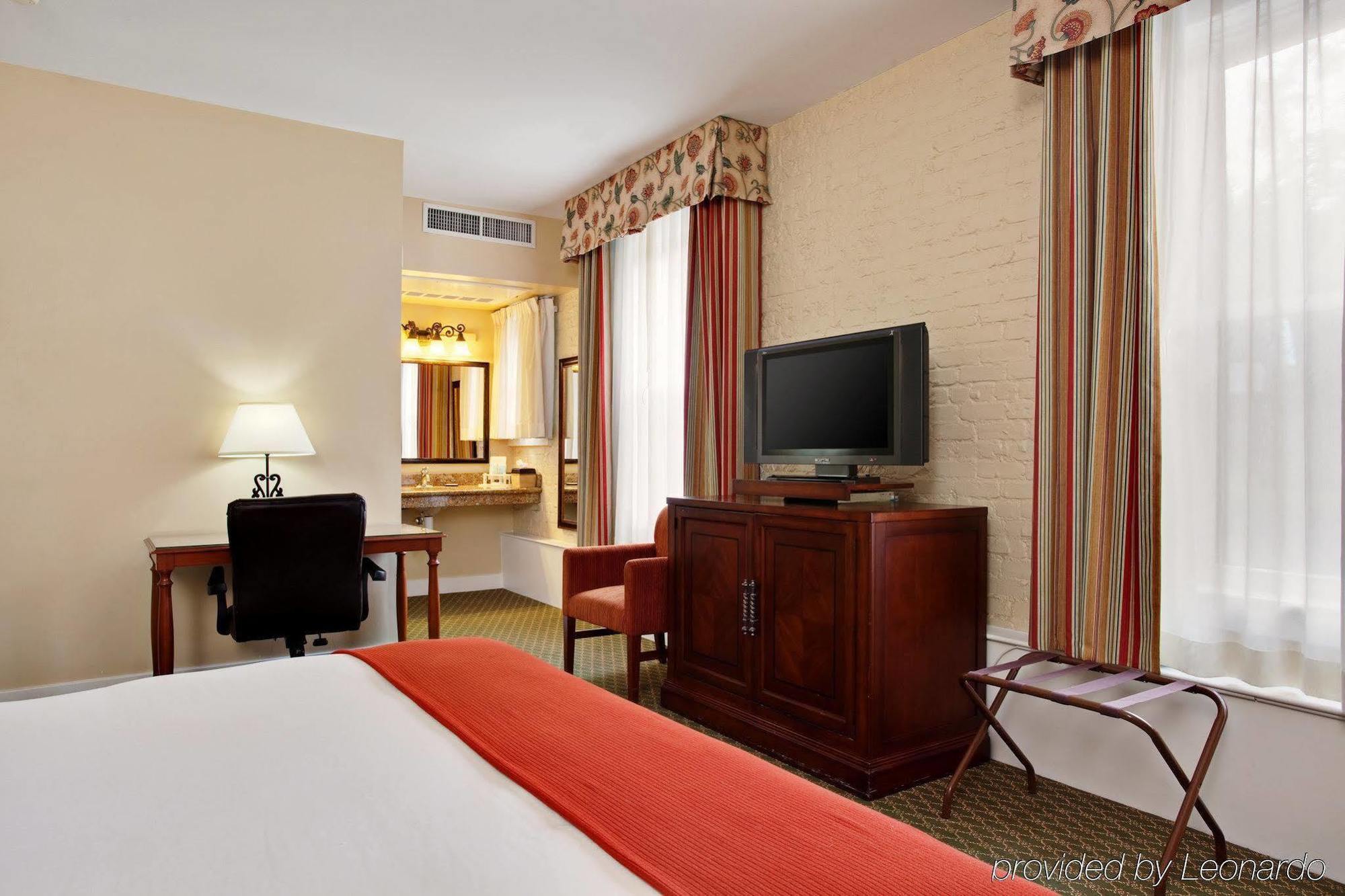 Holiday Inn Express Santa Bárbara Habitación foto